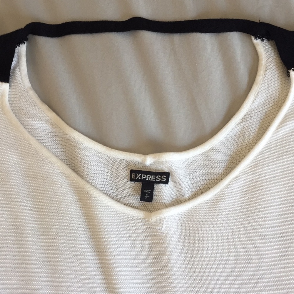 Express Scoop Neck and Back Sweater - Picture 5 of 7